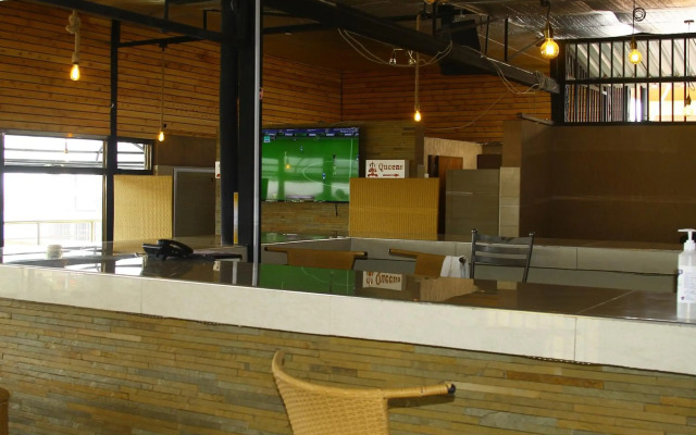 Airport Landing Hotel