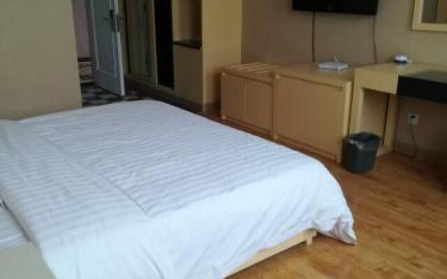 Seven Days Inn Hotel Cao County