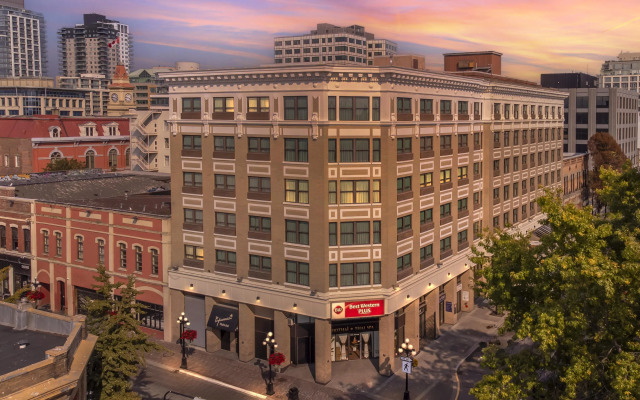 Best Western Plus Carlton Plaza Hotel