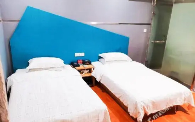 Zijinghua City Hotel