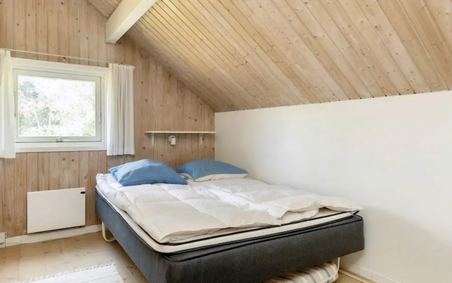 6 Person Holiday Home in Rodby