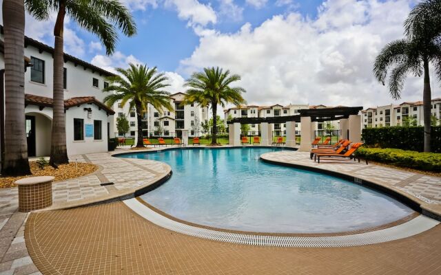 Doral Dolphin Mall Apartments by NUOVO