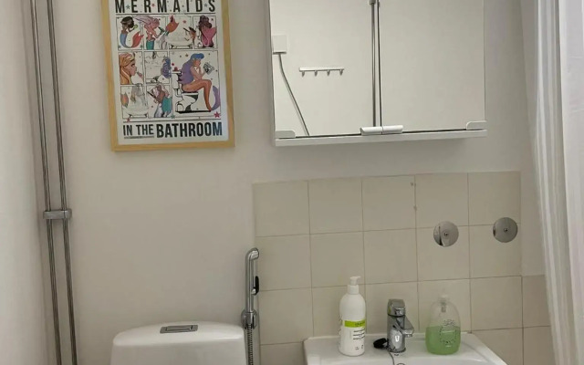 Keskusta kaksio Tuomiokirkon ja Yliopiston lähellä