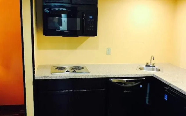 Ramada by Wyndham DFW Airport