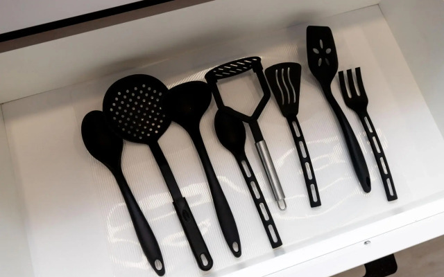 More apartamentov na ulitse Akatsiy