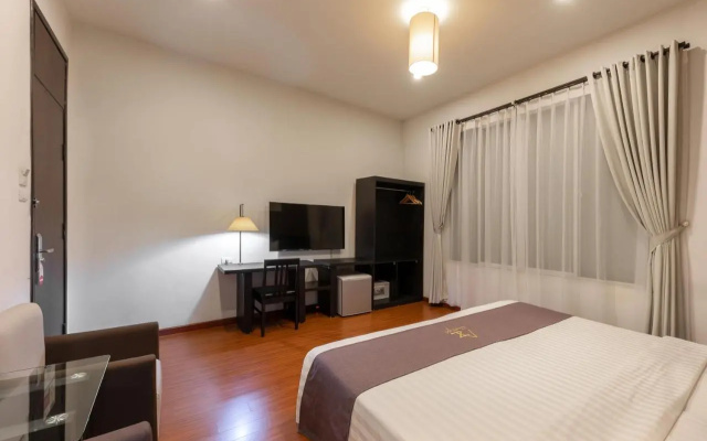 Azumaya Hai Ba Trung 1 Hotel – Guest Rooms – Hanoi