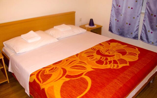 Apartment Giljo Ammoudi 15001