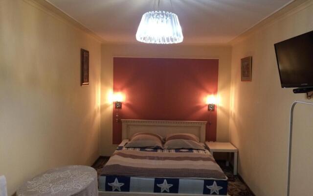 Art Apartment on Rynok Square