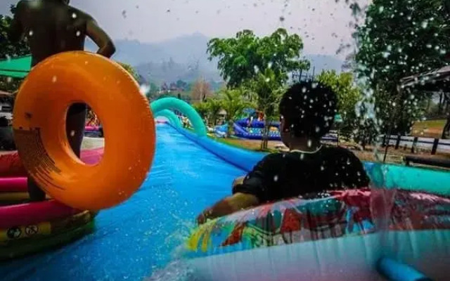 Nattipon Resort