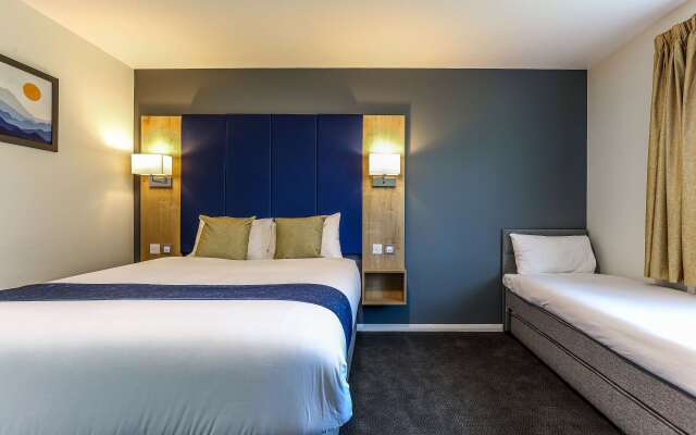 Days Inn by Wyndham Gretna Green M74