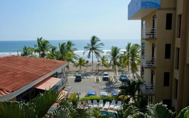 Balcon del Mar Beach Front Hotel