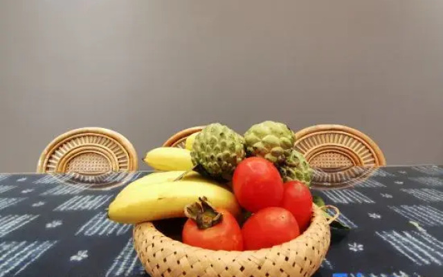 Tomato tree Youth Hostel