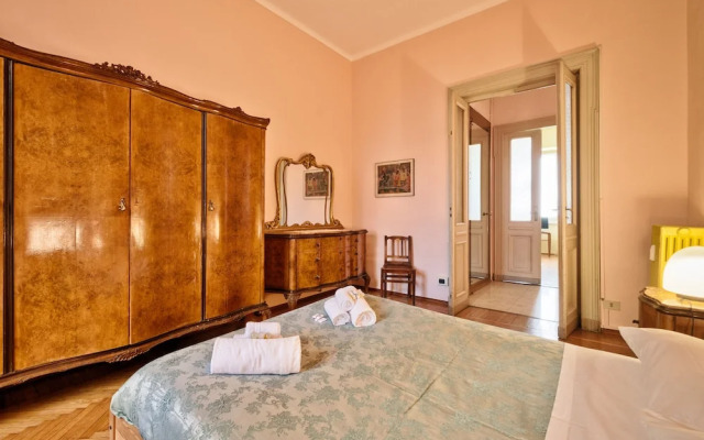 Roomy Flat Turin Crocetta
