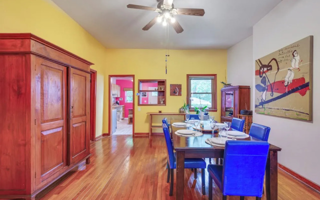 Walk to Highland Park: Artsy Pittsburgh Retreat!