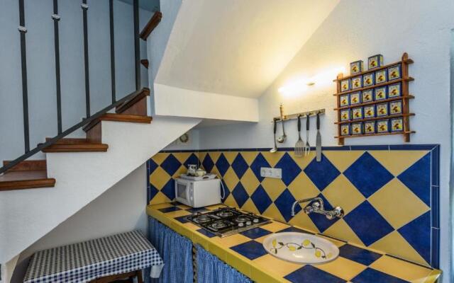 Casa La Vina del Arenal Pizarra by Ruralidays