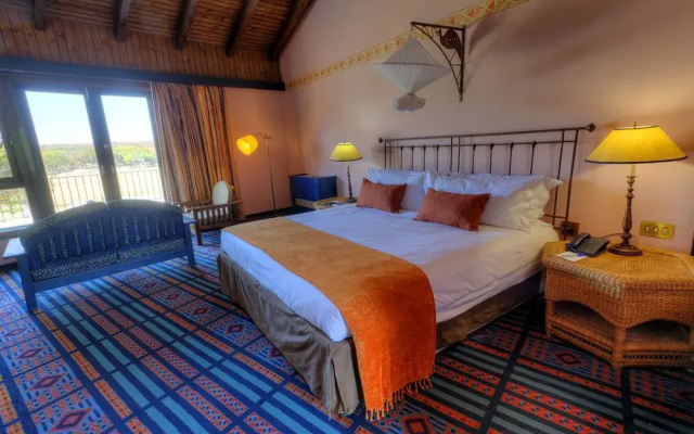Hwange Safari Lodge