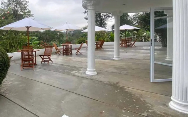 Villa di Sewakan by RedDoorz