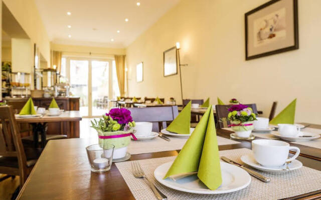 Hotel Arador