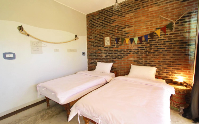 Above the Sea Guesthouse – Guest Rooms – Mae Sariang