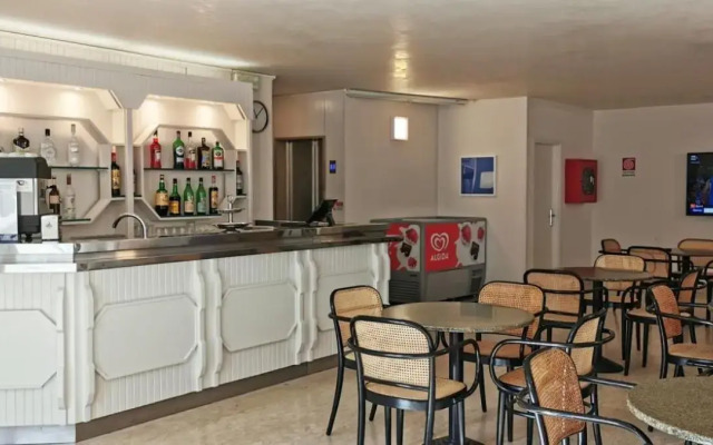 Hotel Cosmos
