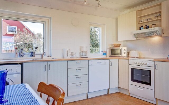 8 Person Holiday Home in Rø Gudhjem