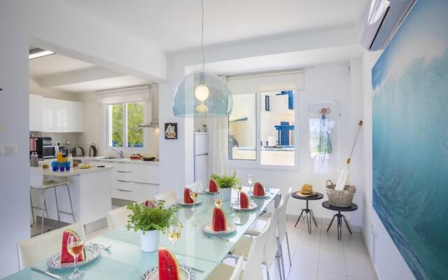 Protaras Seafront Villa Sirina Pearl