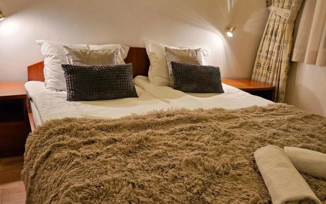 Guest House Karov - 2 Stars