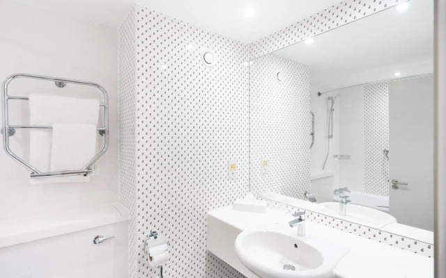 Holiday Inn Hemel Hempstead M1, Jct. 8 by IHG