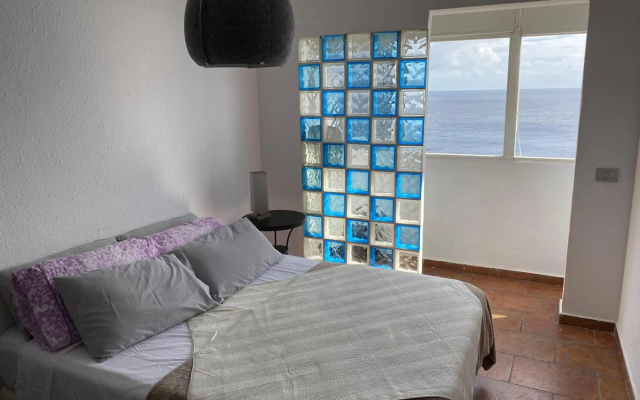 Apto boca cangrejo Netflix,parking,aire acondicionado y rent car