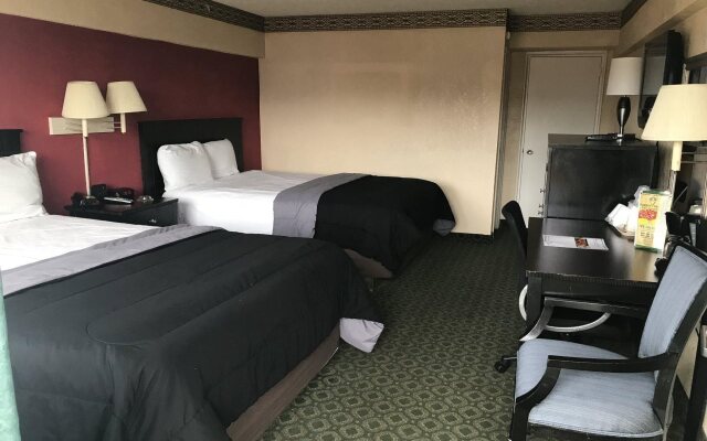 Red Carpet Inn & Suites