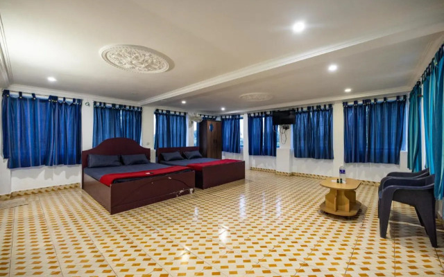 Sri Sai Holiday Inn