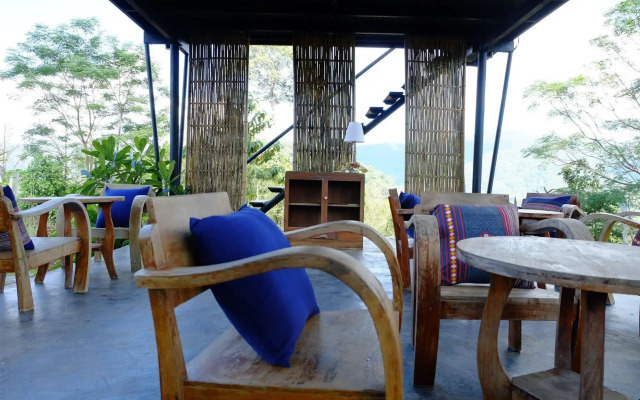 Mok Far Mont Ngo Resort