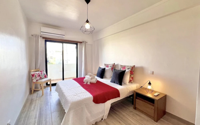 Quarteira Brightness by Homing