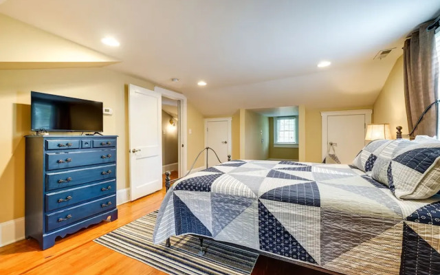 Wilmington Vacation Rental: Close to Riverwalk!