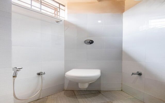 OYO 16744 Live Inn Castle