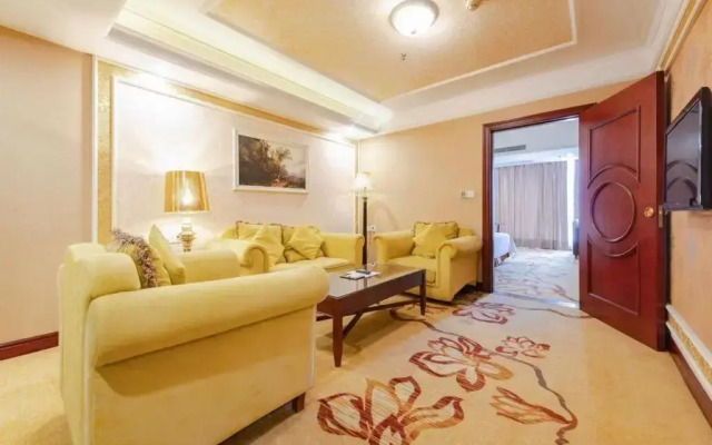 Vienna Hotel Shenzhen Songgang Yanchuan Road
