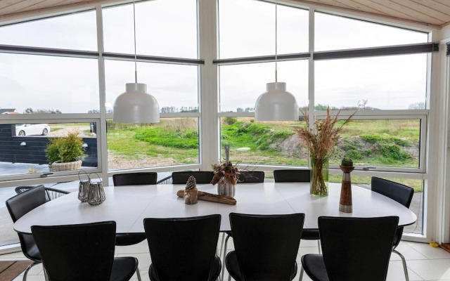 8 Person Holiday Home in Lokken-by Traum
