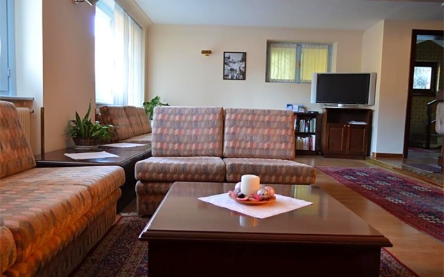 Hotel Garni Bucaneve