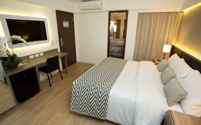 Royal Regency Palace Hotel