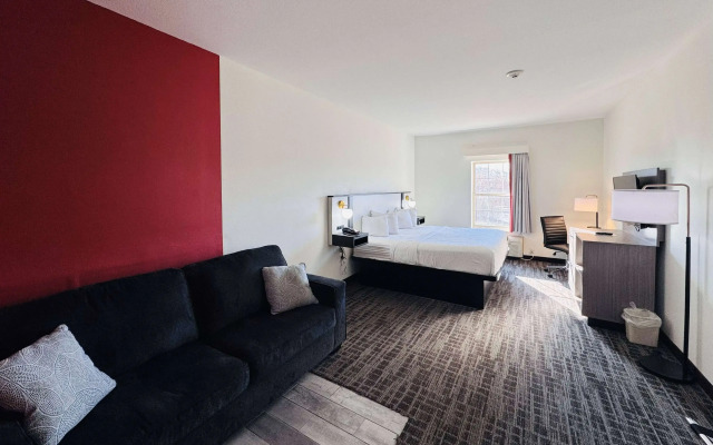 Ramada by Wyndham Sparta/At Speedway