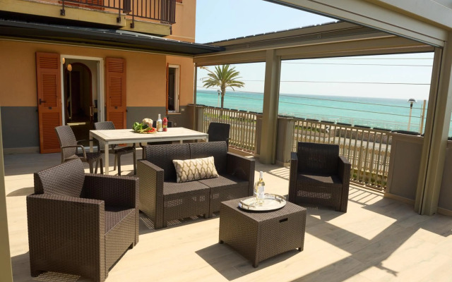 Terrazza sul mare a Pietra Ligure