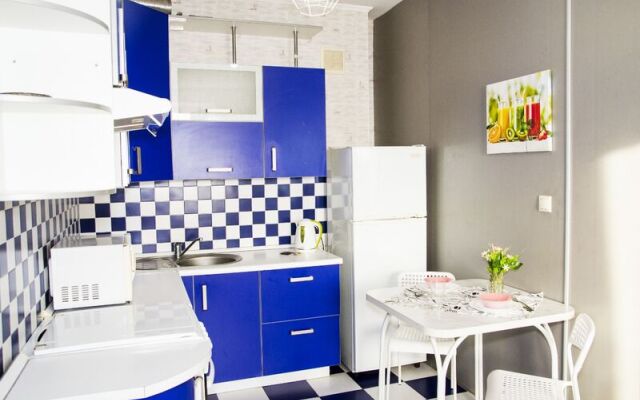 Apartments Rent-Service on str. Marshala Zhukova, 144, f. 108