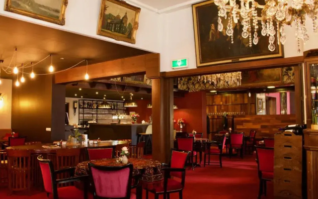 Hotel de Roode Leeuw