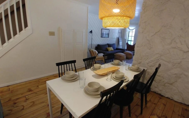 Claim_jumper_townhouse_15