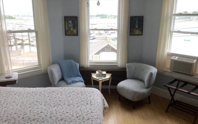 Harrington House Bed & Breakfast