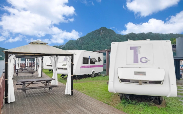 Poseidon Caravan - Campsite