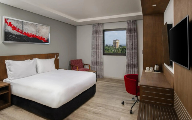 Crowne Plaza Dar es Salaam by IHG