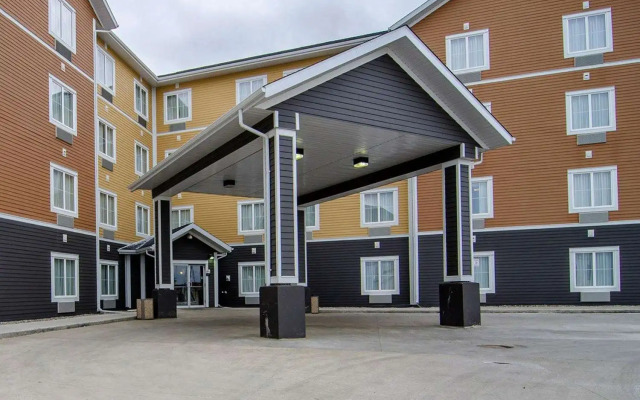 Suburban Extended Stay Hotel Estevan