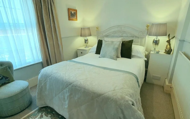 Fleurie Guest House