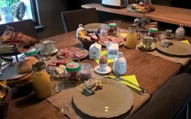 B&B Rosteline